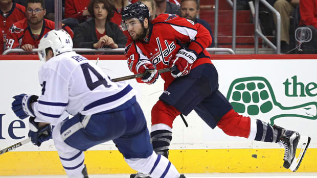 tom-wilson-capitals-nhl-1300.jpg
